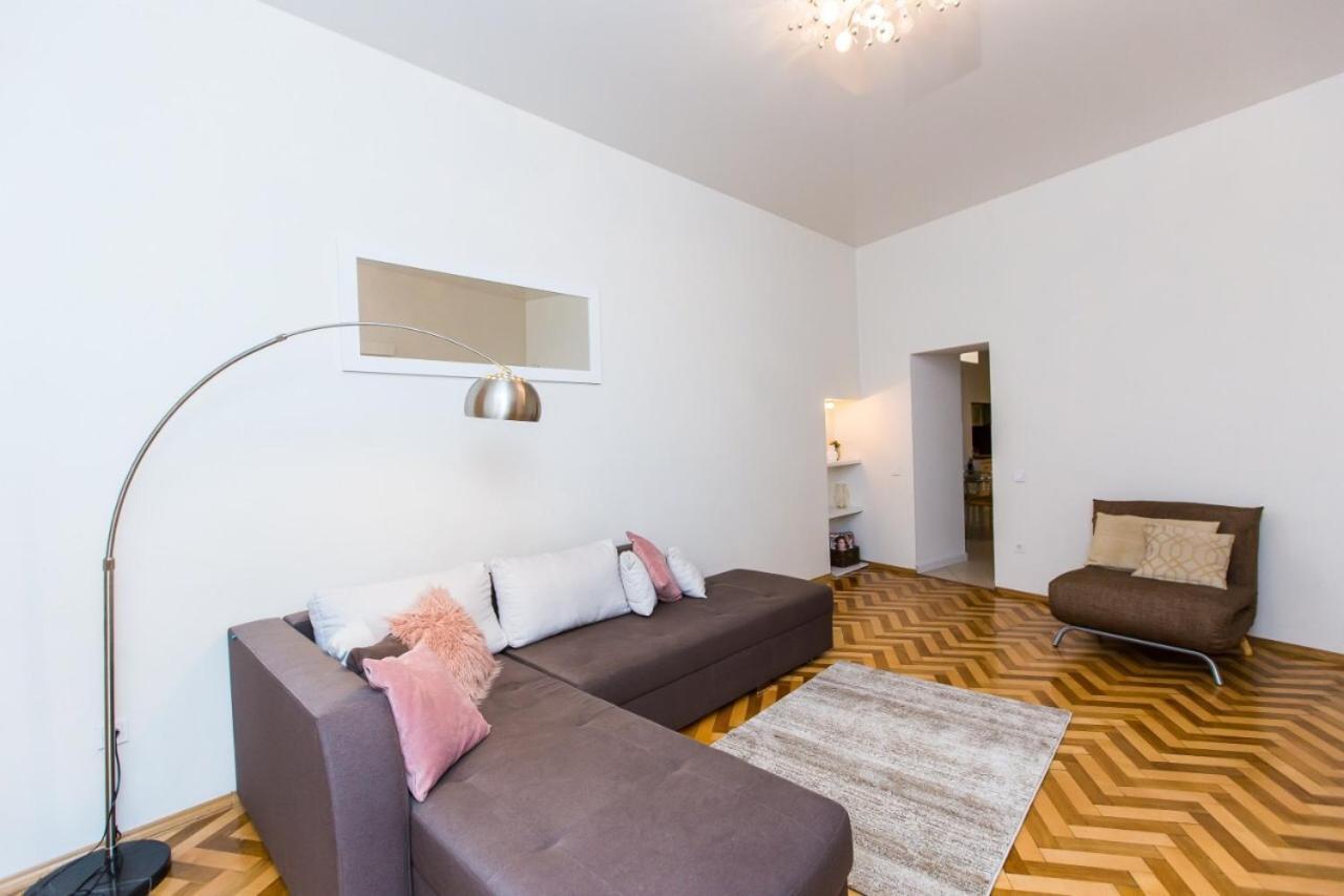 Miamo Apart Гнатюка 18 Lviv Eksteriør billede